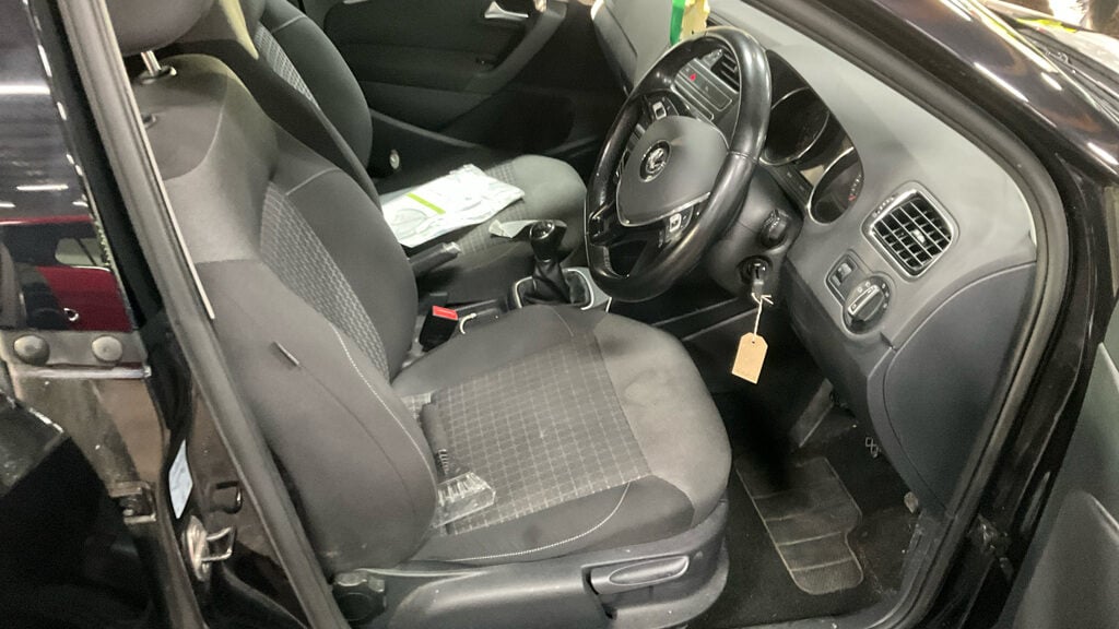 Used Volkswagen Polo 2016 for sale - 77530437: Photo 8