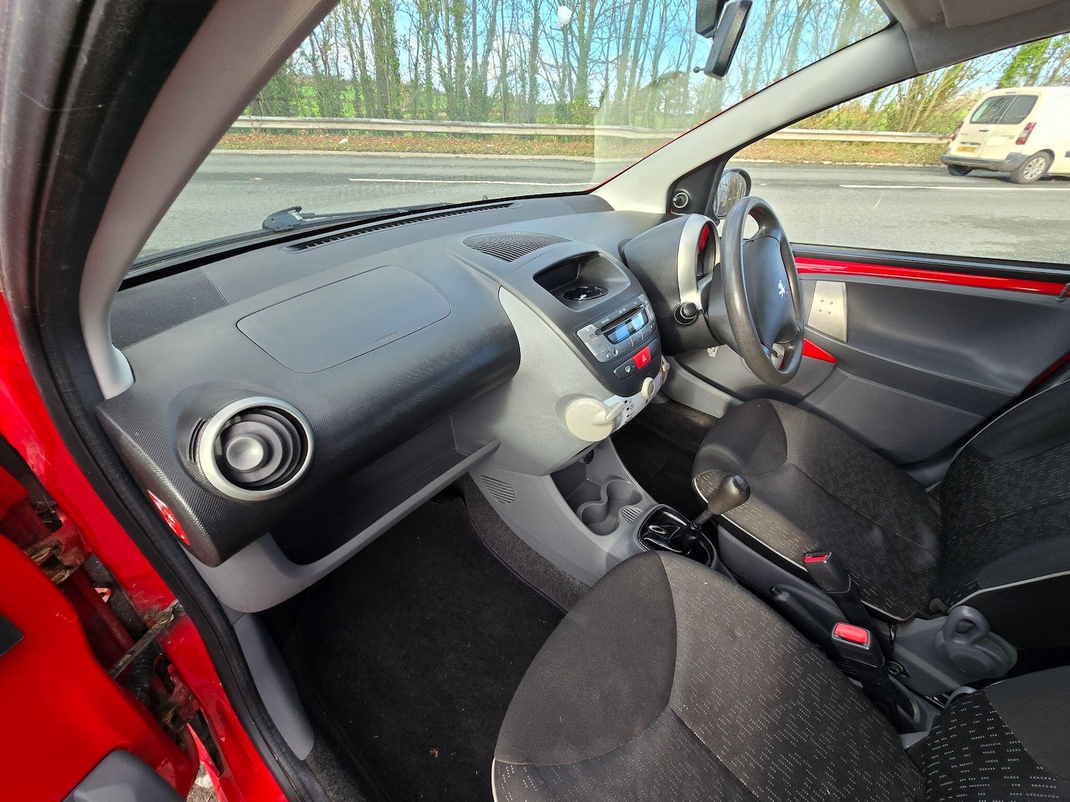 Used Peugeot 107 2011 for sale - 76612718: Photo 13