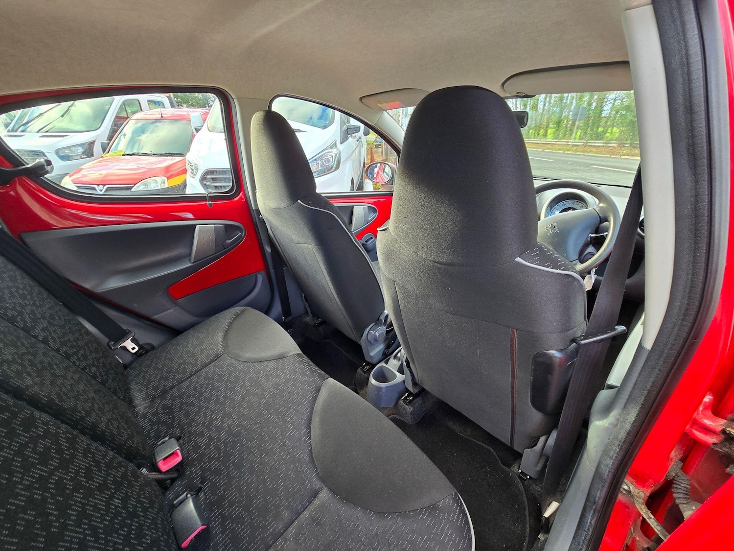 Used Peugeot 107 2011 for sale - 76612718: Photo 18