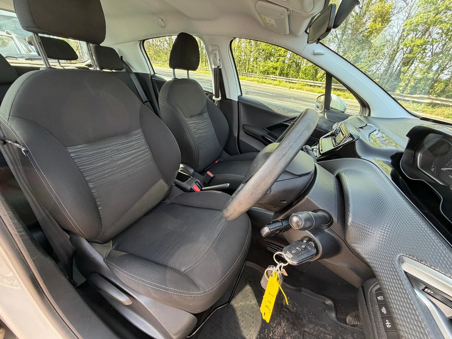 Used Peugeot 208 2016 for sale - 78201589: Photo 10