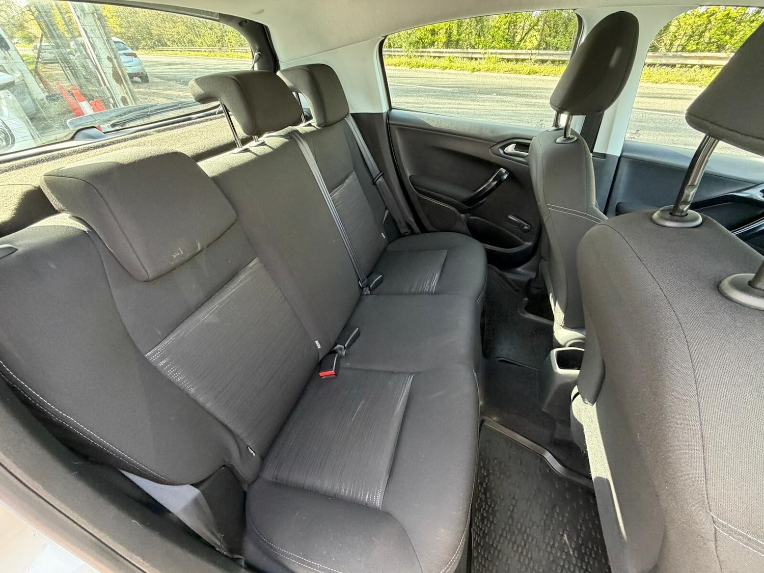 Used Peugeot 208 2016 for sale - 78201589: Photo 16