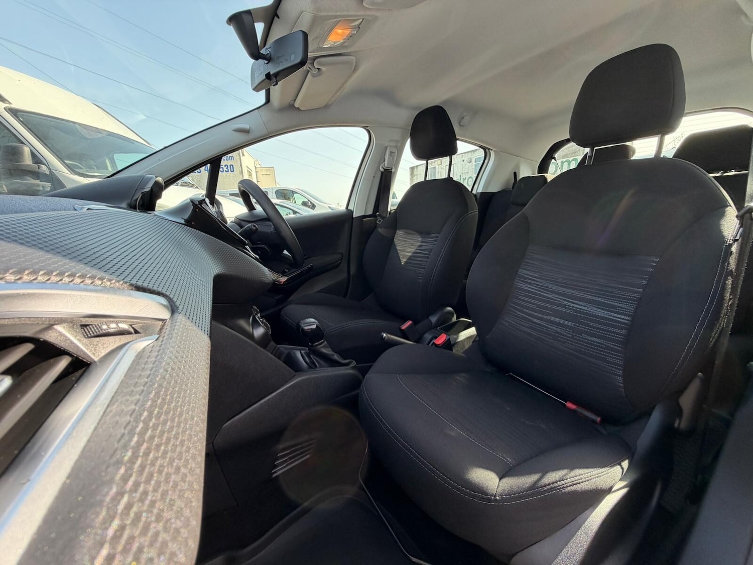 Used Peugeot 208 2016 for sale - 78201589: Photo 18