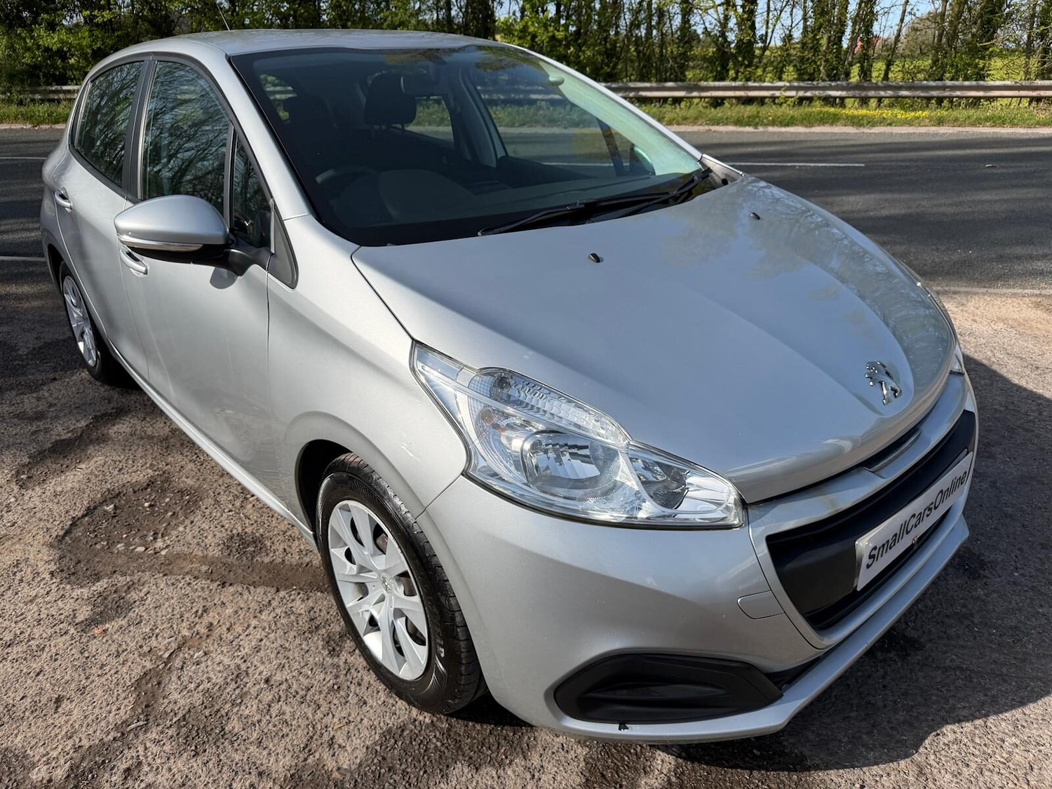 Used Peugeot 208 2016 for sale - 78201589: Photo 2