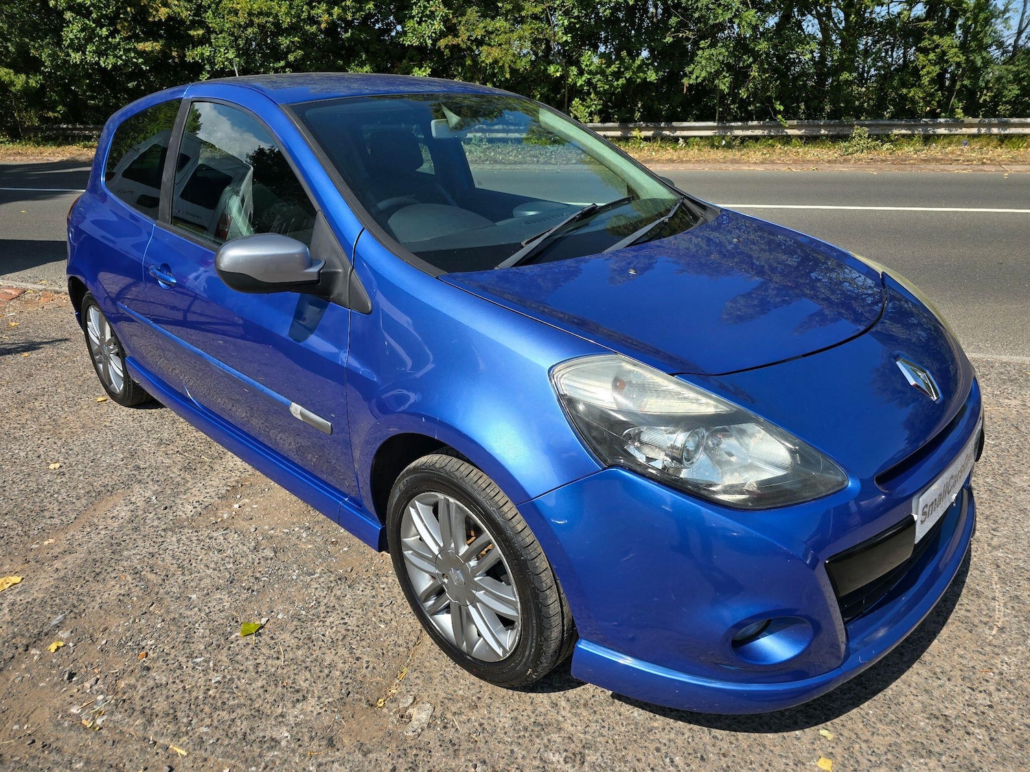 Used Renault Clio 2009 for sale - 76441035: Photo 2