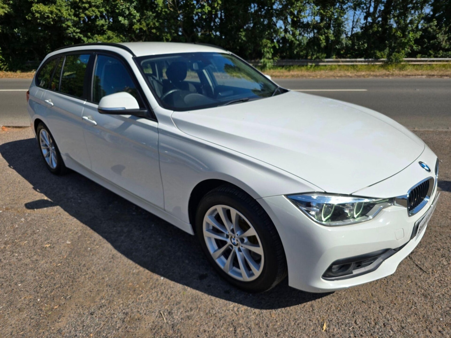 Used BMW 3 Series 2019 for sale - 76891844: Photo 2