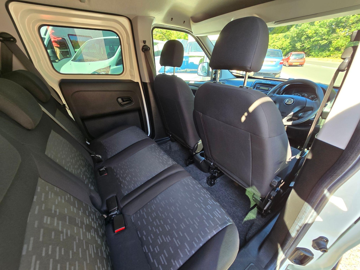 Used Vauxhall Combo 2013 for sale - 75908805: Photo 13