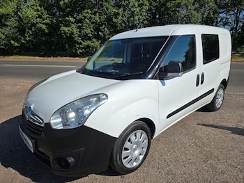 Used Vauxhall Combo 2013 for sale - 75908805: Photo