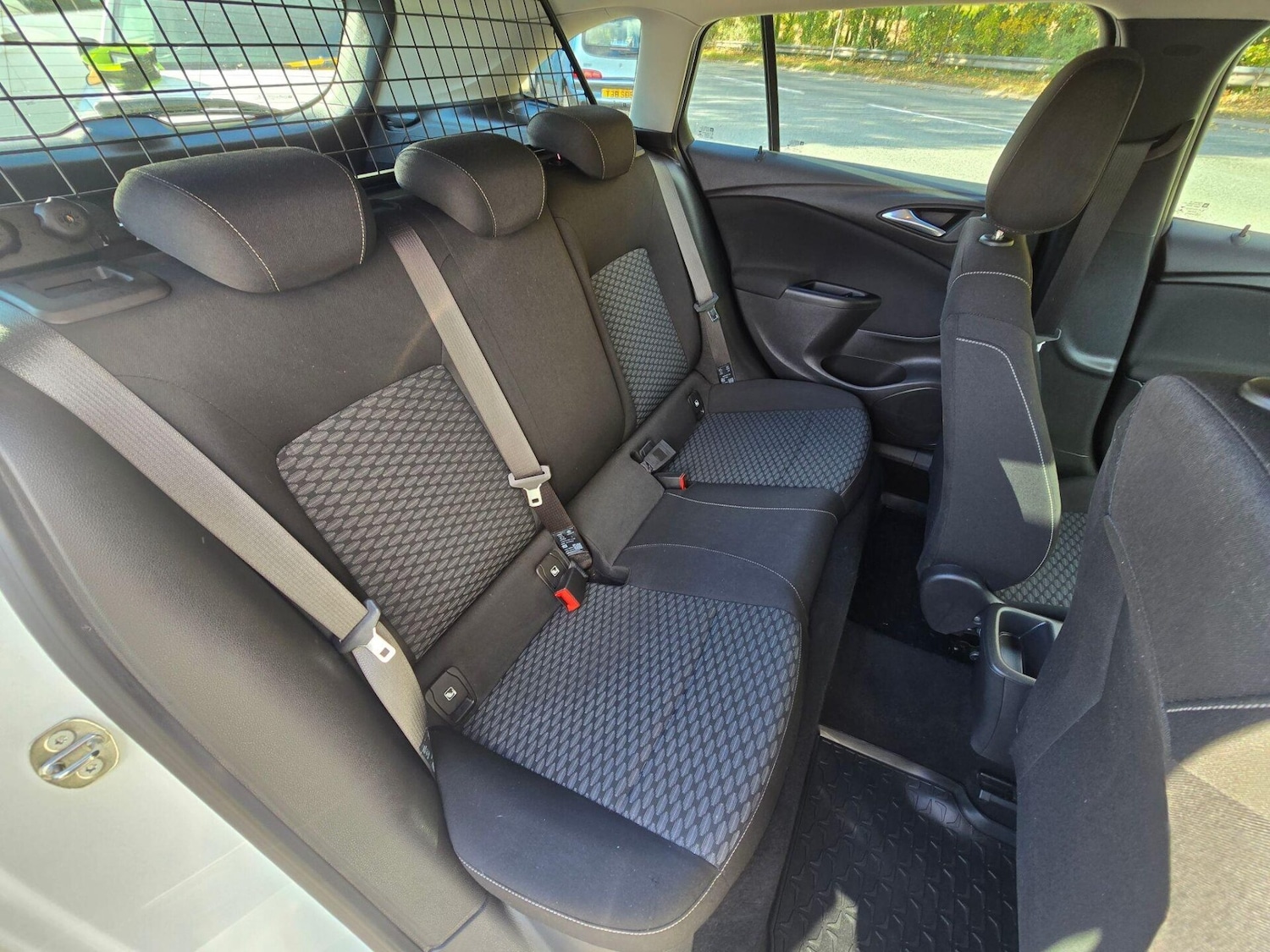 Used Vauxhall Astra 2017 for sale - 76891866: Photo 11