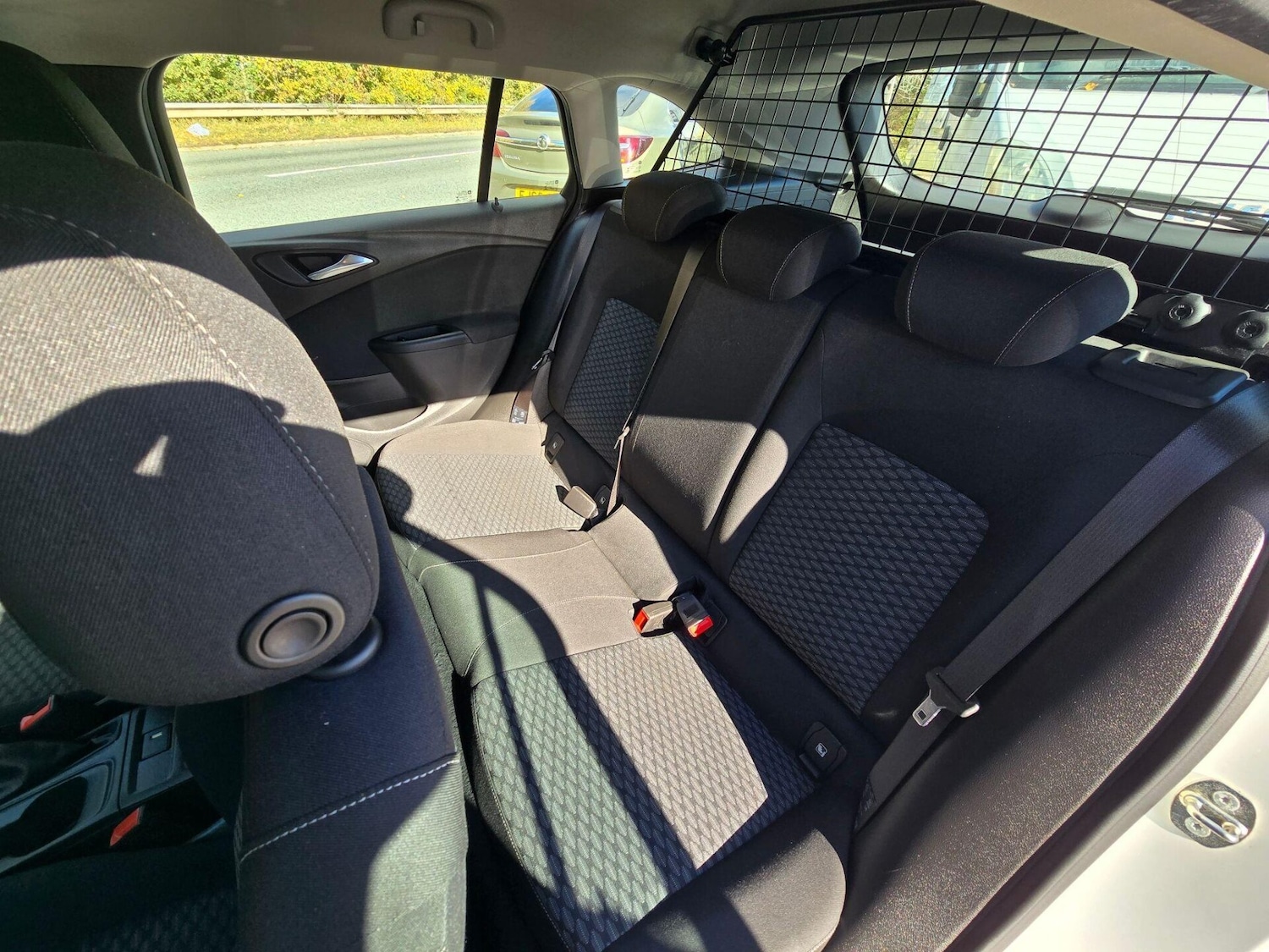 Used Vauxhall Astra 2017 for sale - 76891866: Photo 14