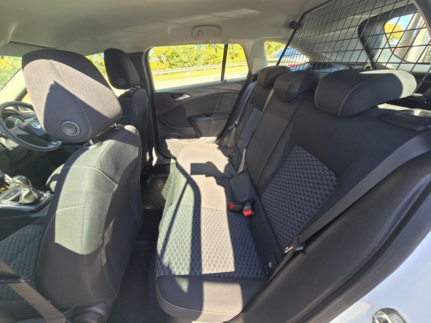 Used Vauxhall Astra 2017 for sale - 76891866: Photo 15