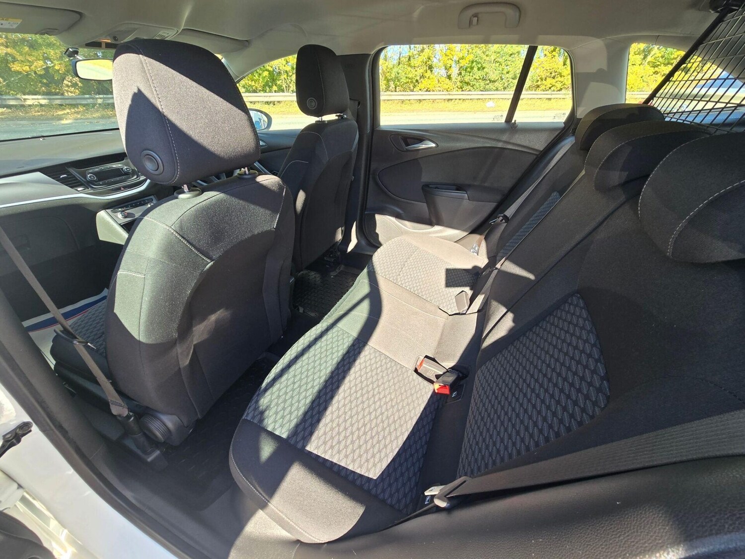 Used Vauxhall Astra 2017 for sale - 76891866: Photo 16