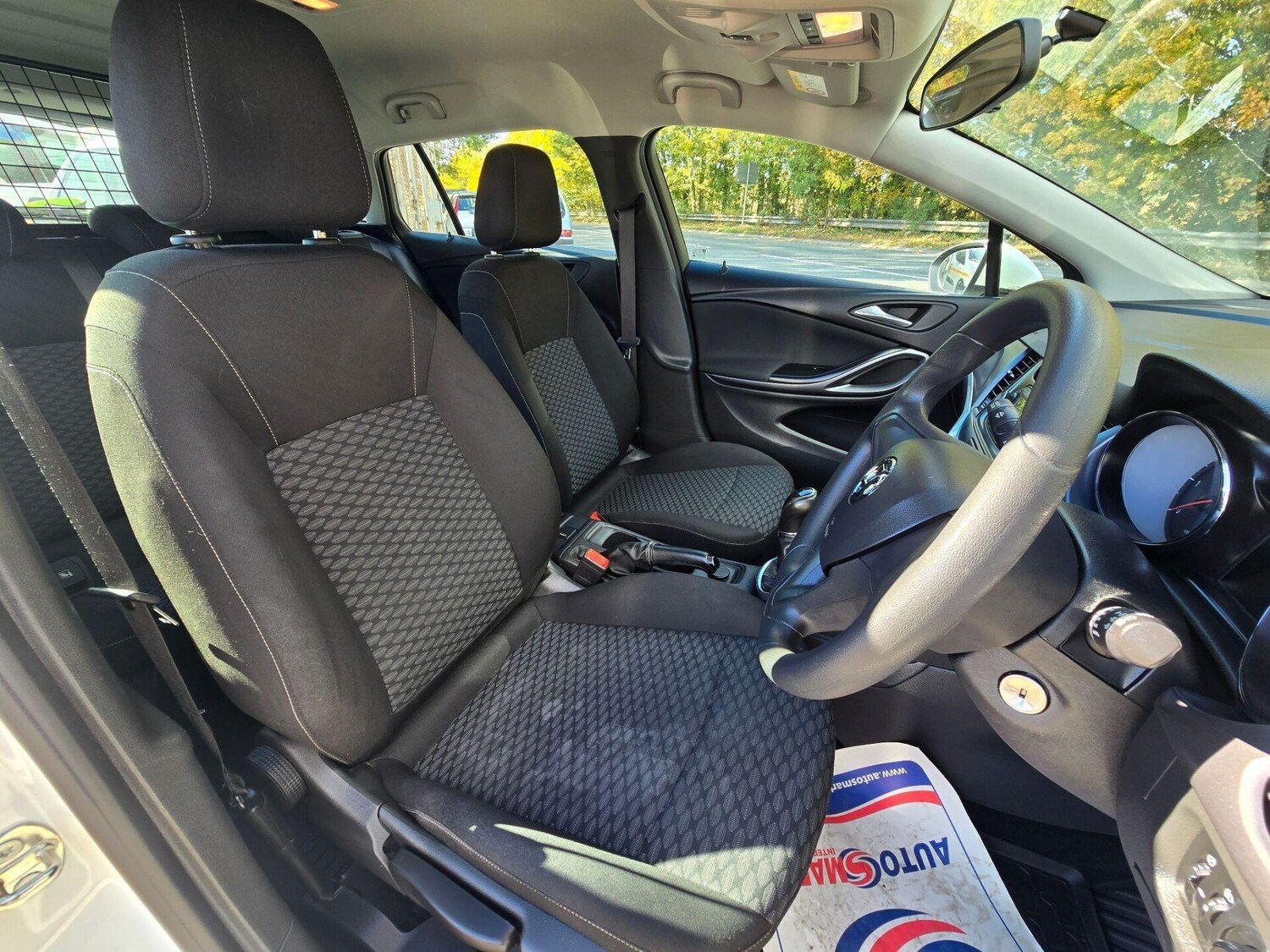 Used Vauxhall Astra 2017 for sale - 76891866: Photo 9