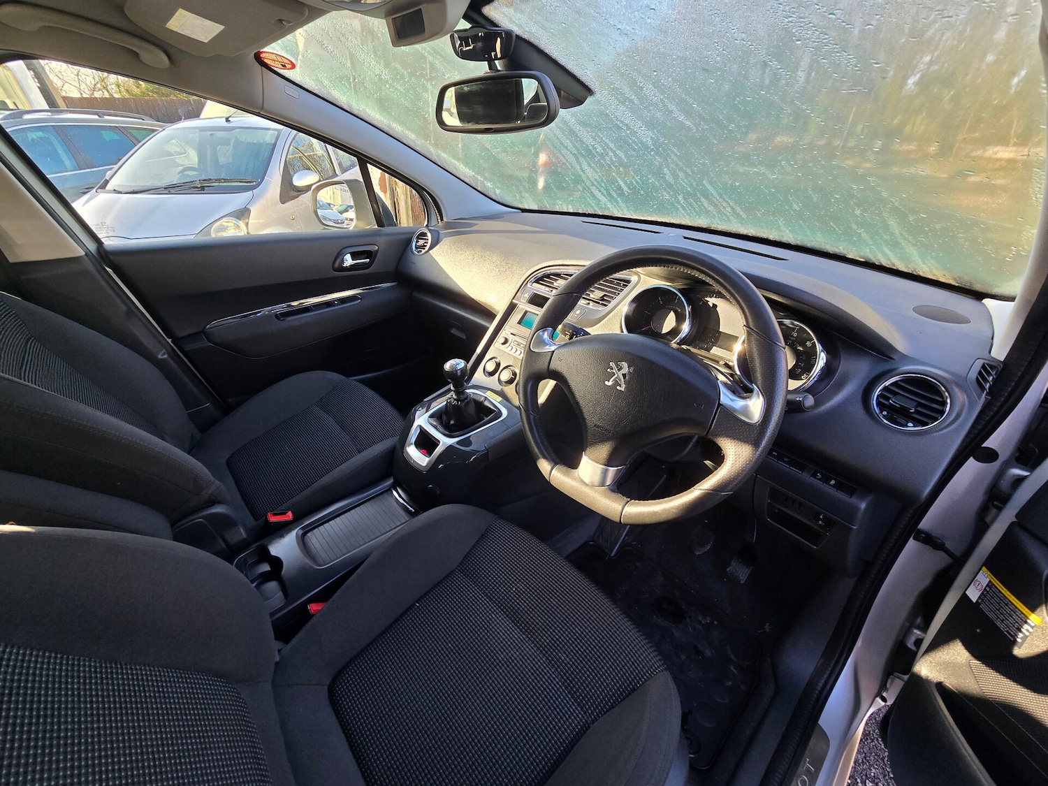 Used Peugeot 5008 2017 for sale - 77006558: Photo 11