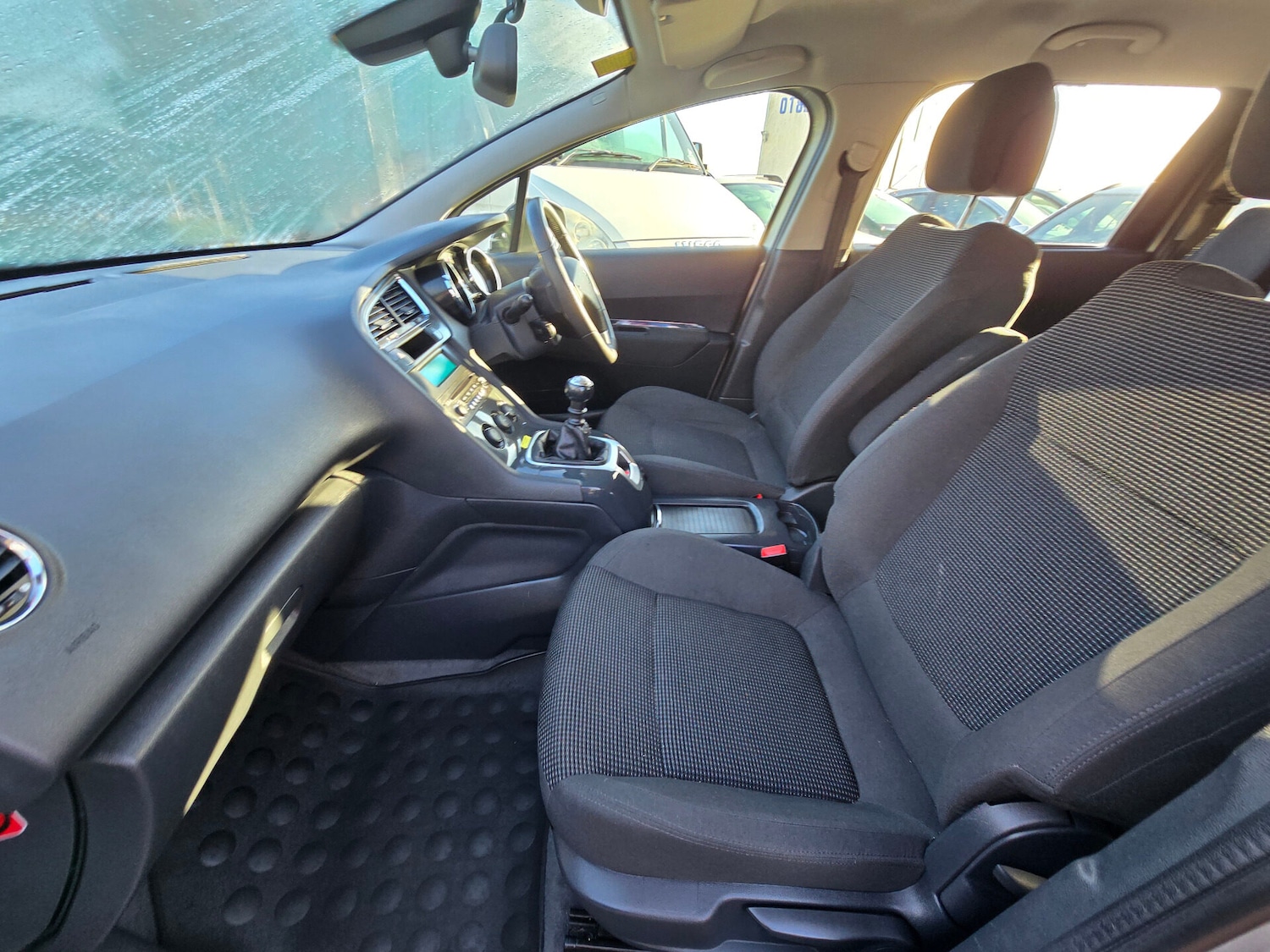 Used Peugeot 5008 2017 for sale - 77006558: Photo 15