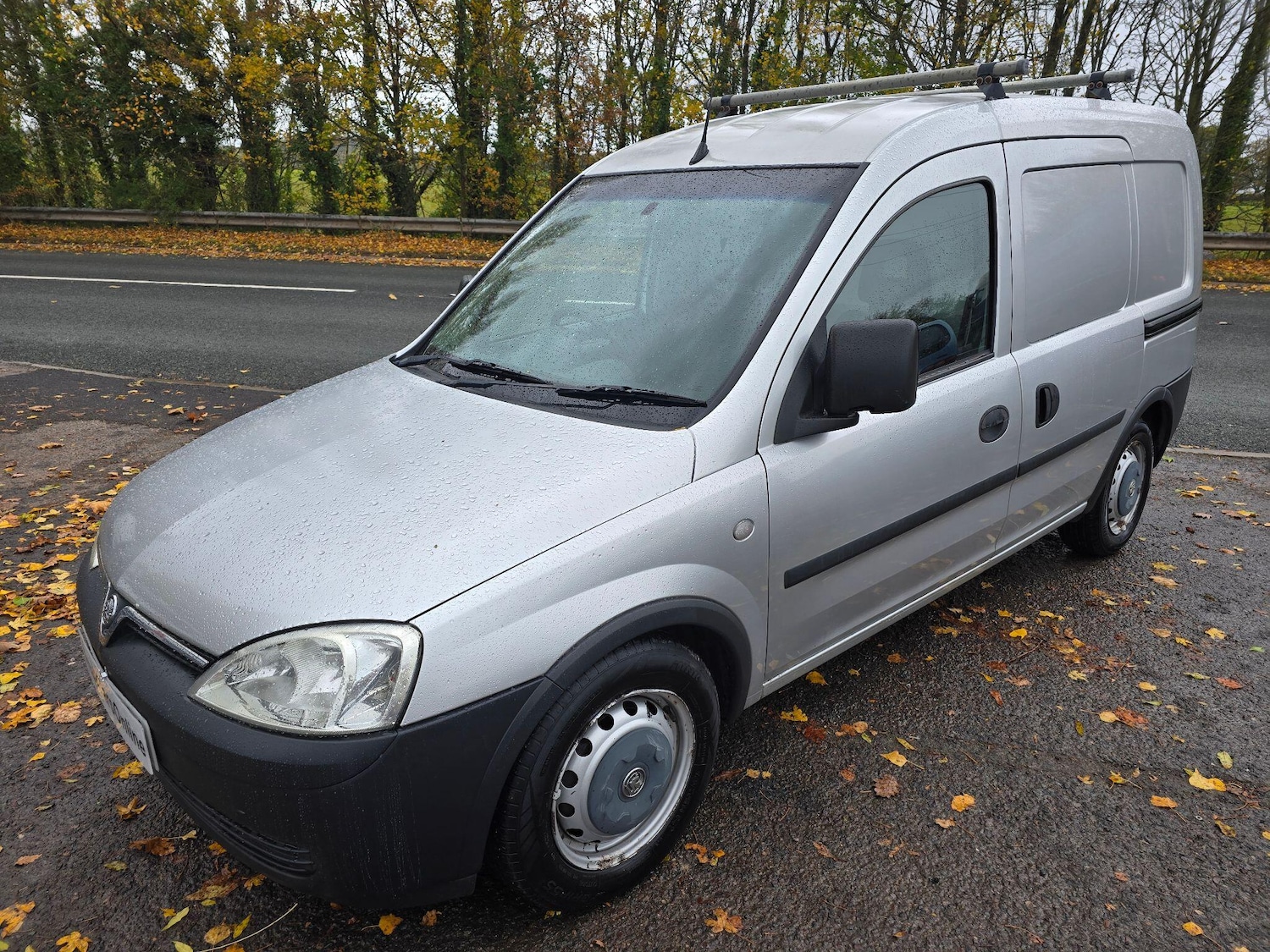 Used Vauxhall Combo 2010 for sale - 76370093: Photo 3