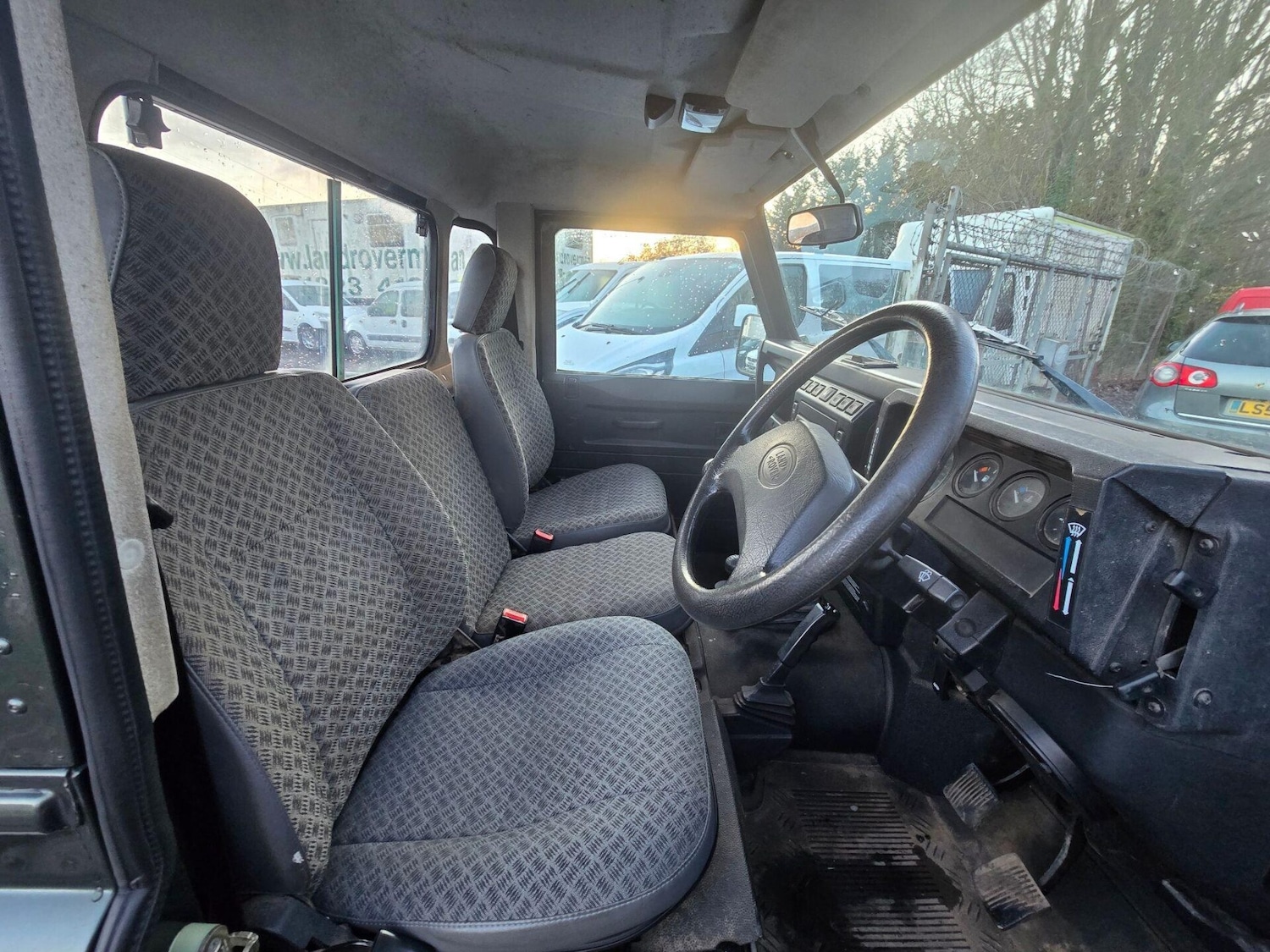 Used Land Rover Defender 2006 for sale - 76891878: Photo 14