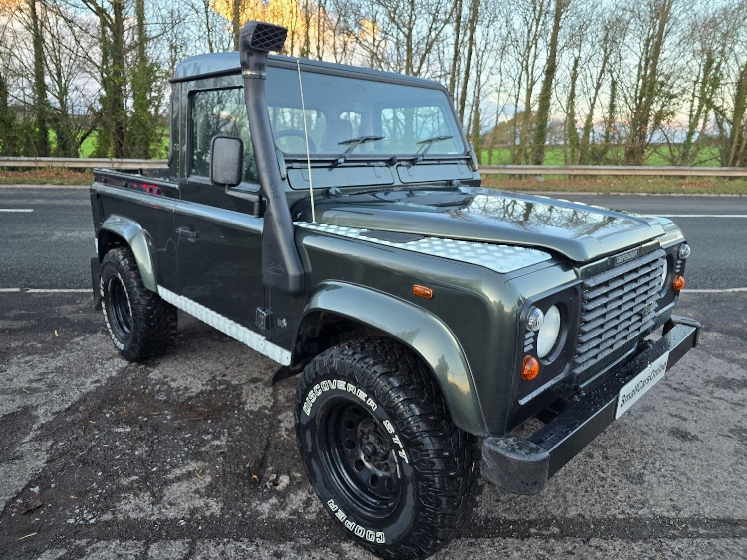 Used Land Rover Defender 2006 for sale - 76891878: Photo 2
