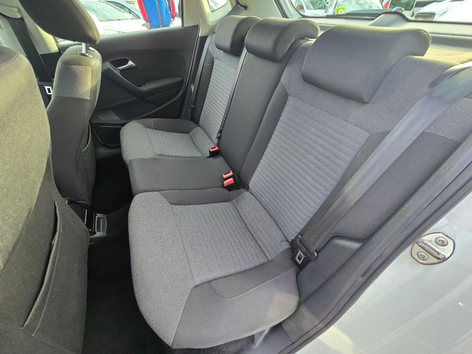 Used Volkswagen Polo 2010 for sale - 76572177: Photo 12