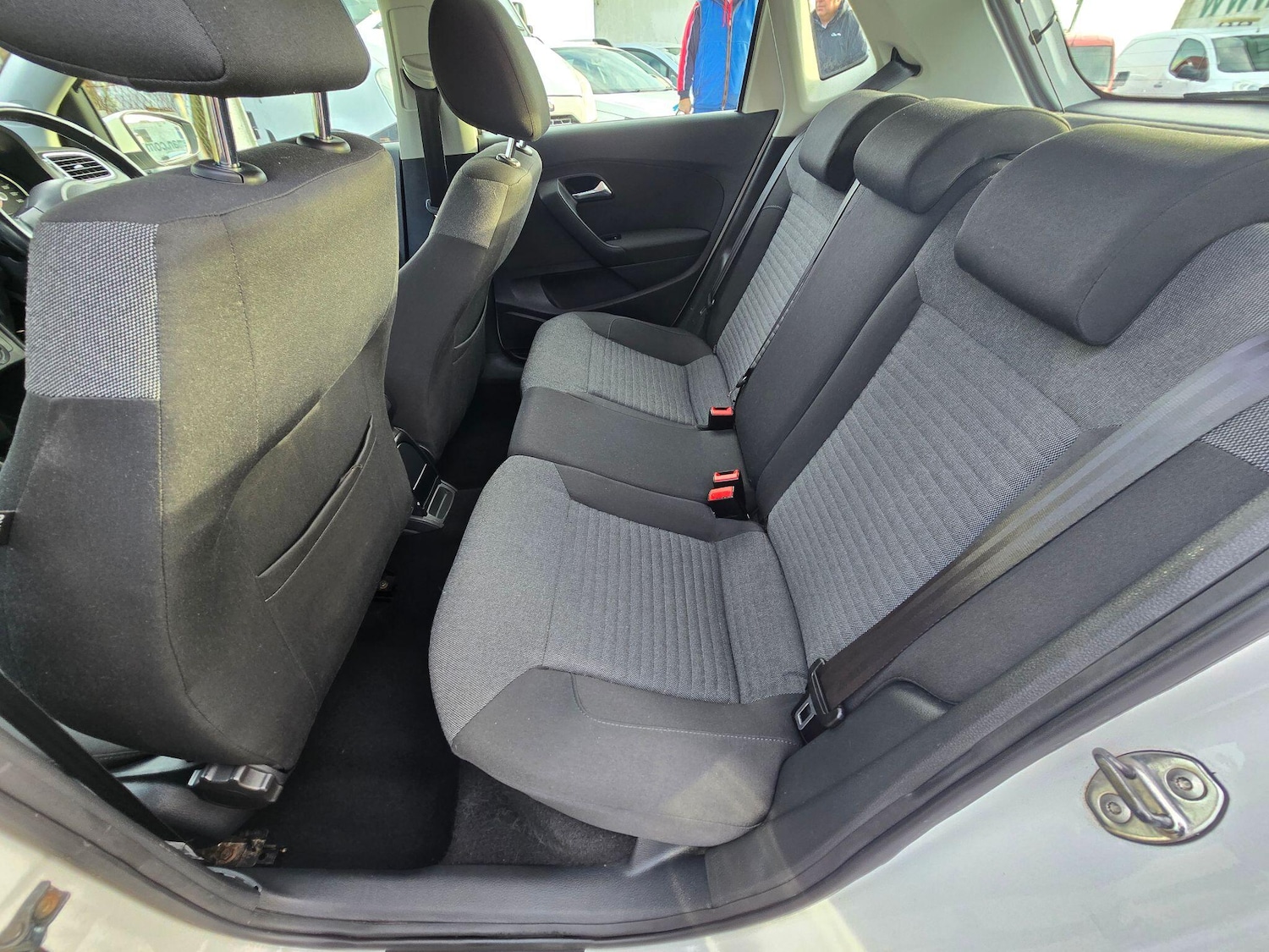 Used Volkswagen Polo 2010 for sale - 76572177: Photo 14