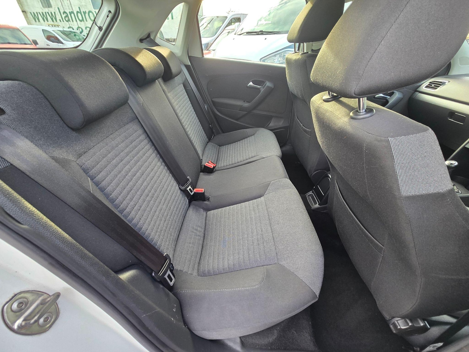 Used Volkswagen Polo 2010 for sale - 76572177: Photo 17