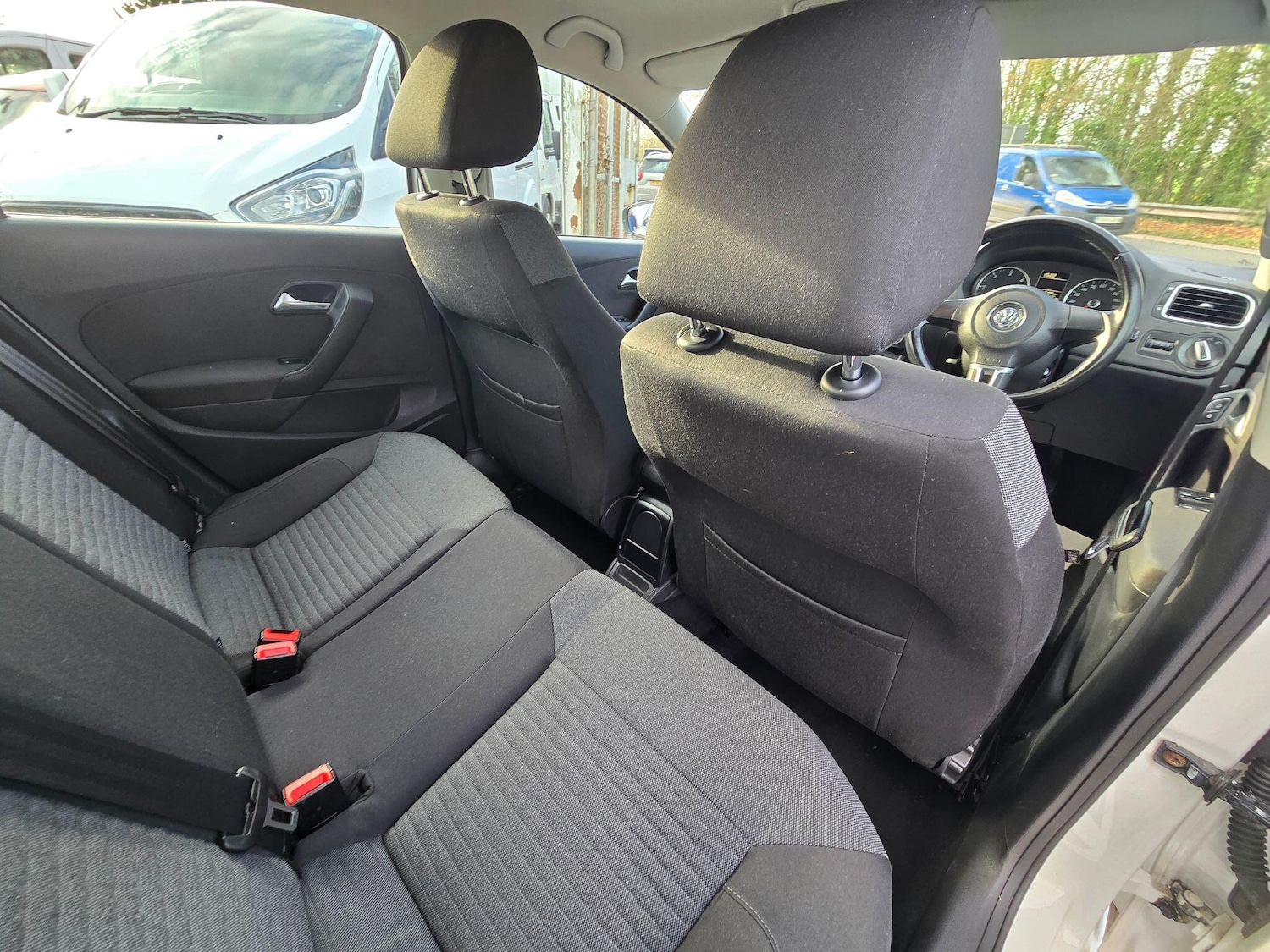 Used Volkswagen Polo 2010 for sale - 76572177: Photo 18