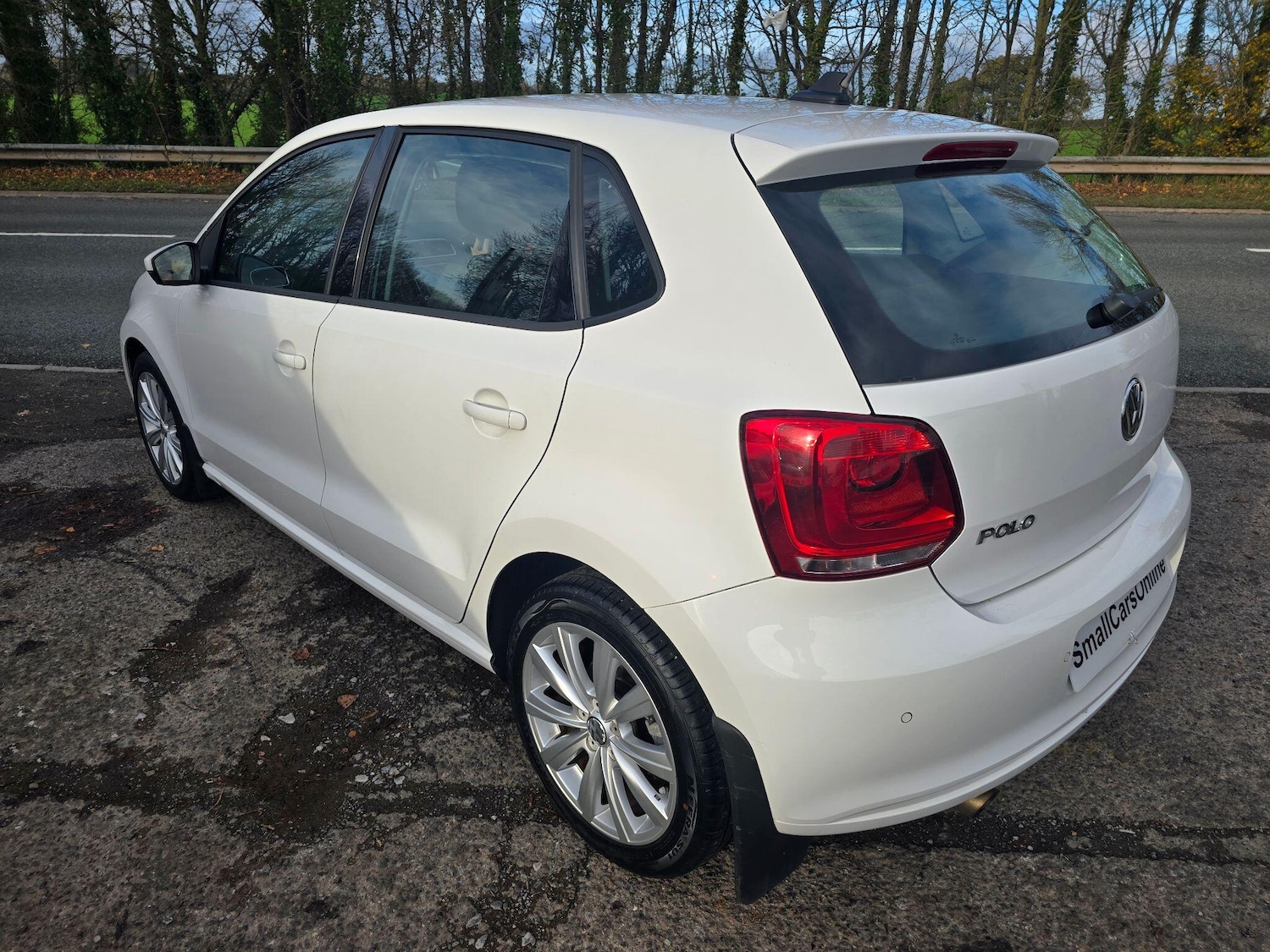Used Volkswagen Polo 2010 for sale - 76572177: Photo 5