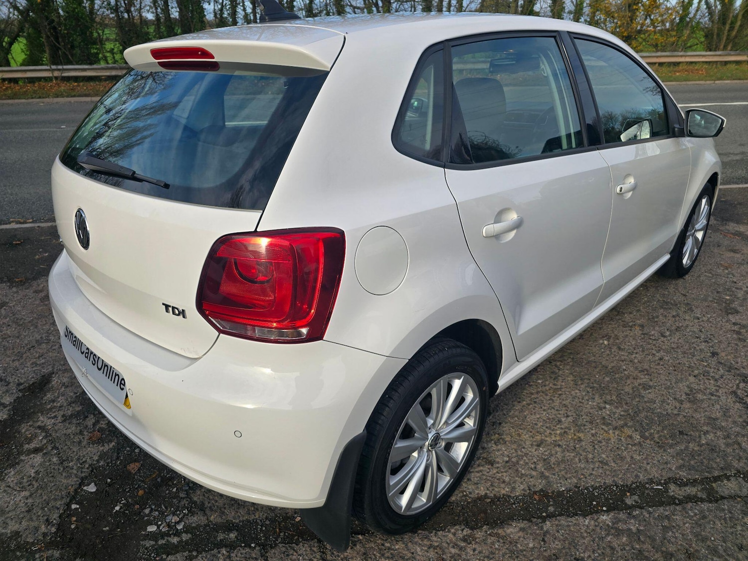Used Volkswagen Polo 2010 for sale - 76572177: Photo 6