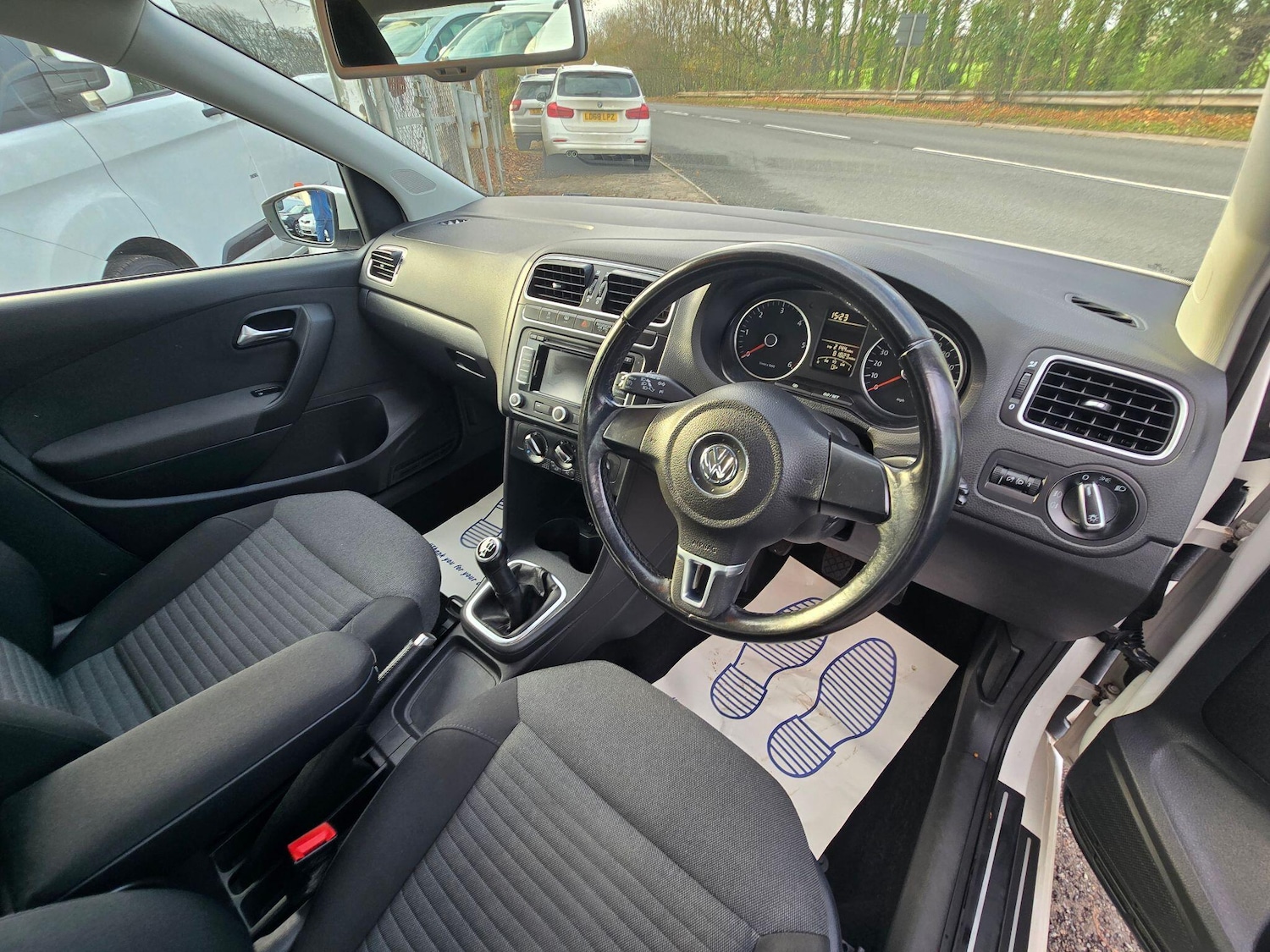 Used Volkswagen Polo 2010 for sale - 76572177: Photo 8