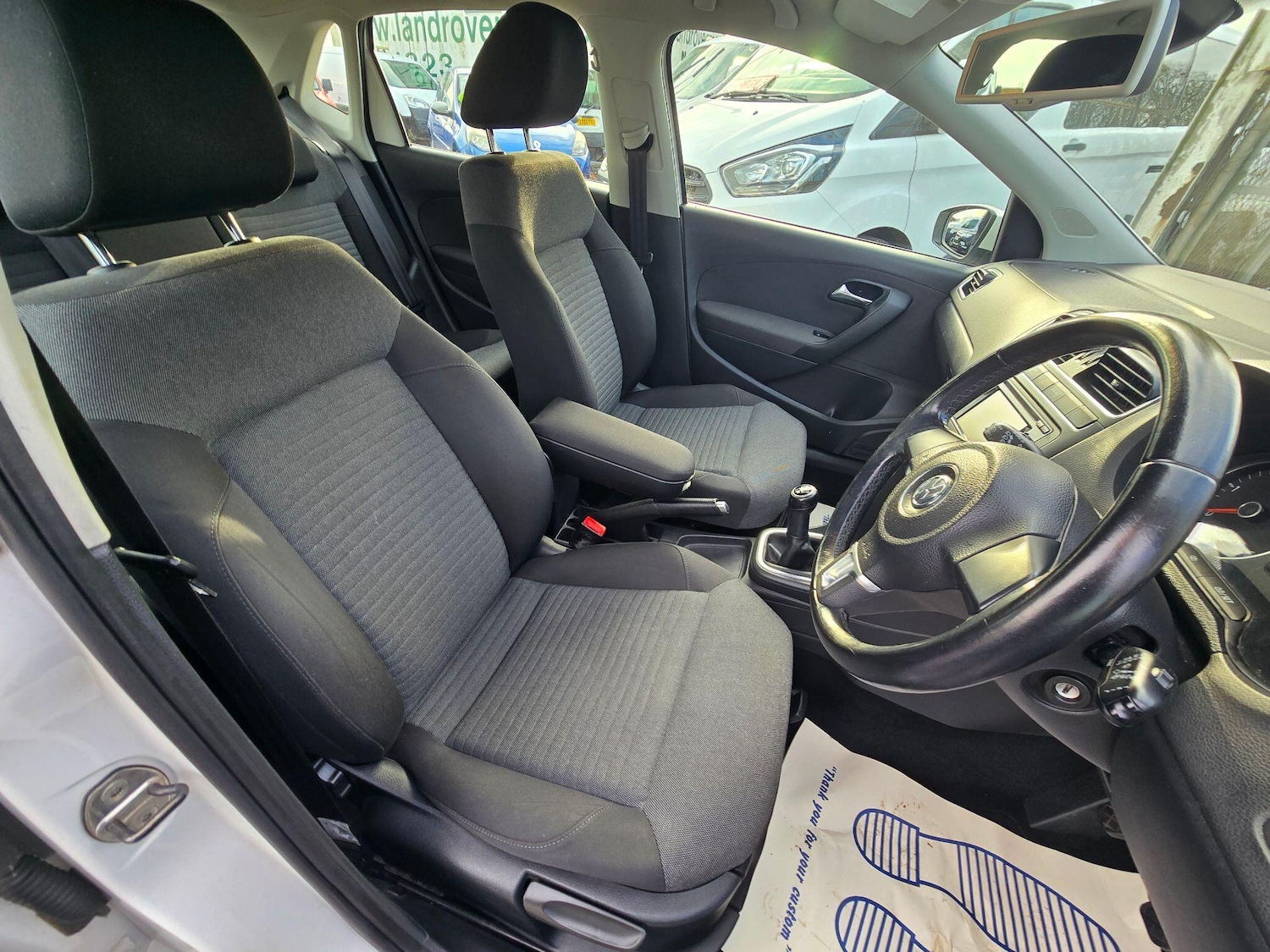 Used Volkswagen Polo 2010 for sale - 76572177: Photo 9