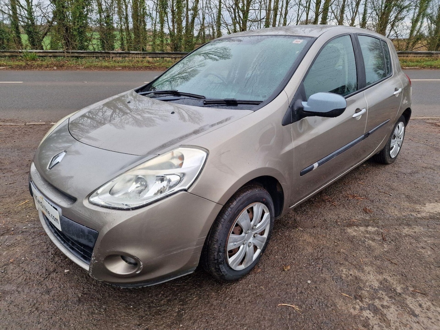 Used Renault Clio 2010 for sale - 76891833: Photo 2