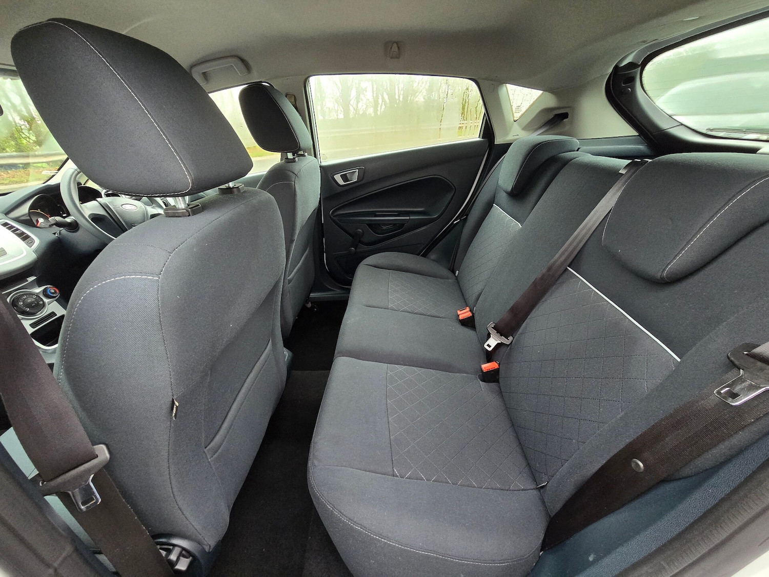 Used Ford Fiesta 2011 for sale - 76985215: Photo 17