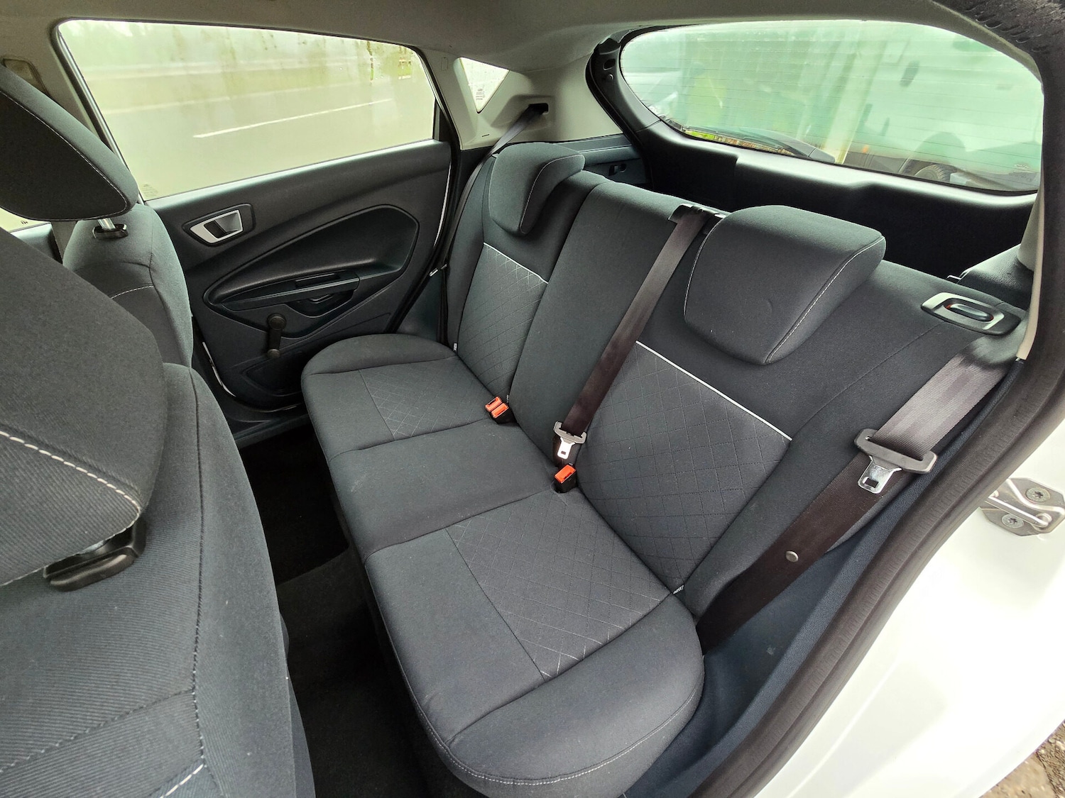 Used Ford Fiesta 2011 for sale - 76985215: Photo 18