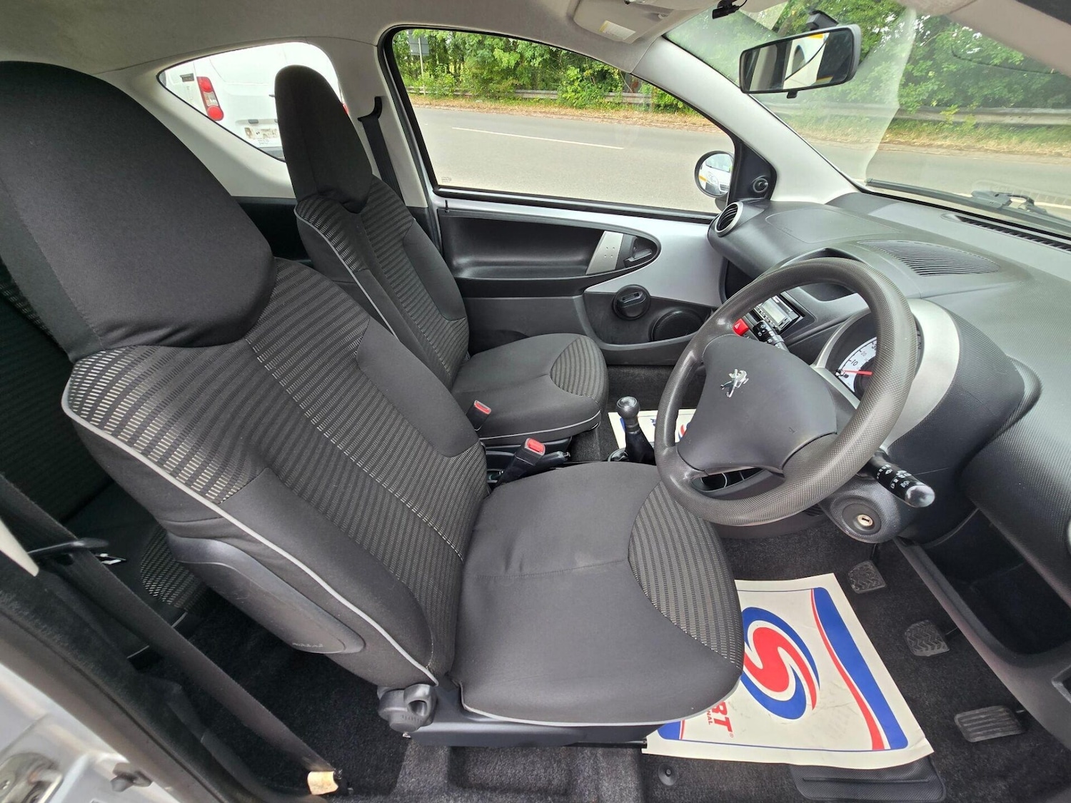 Used Peugeot 107 2012 for sale - 76891848: Photo 11