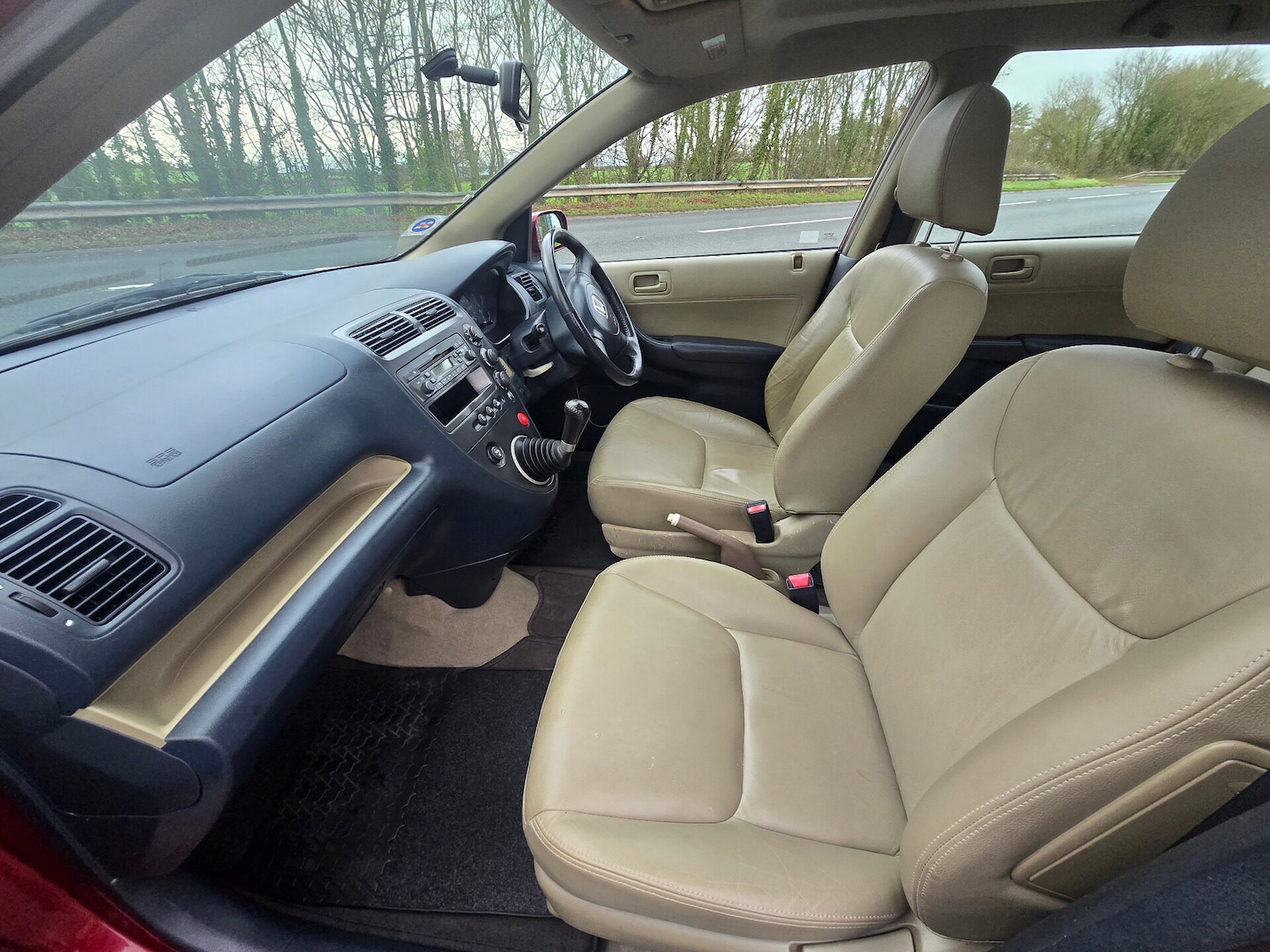 Used Honda Civic 2002 for sale - 76961638: Photo 13