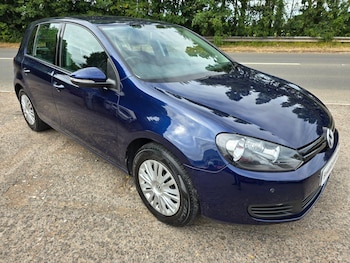 Used Volkswagen Golf 2010 for sale - 75908800: Photo