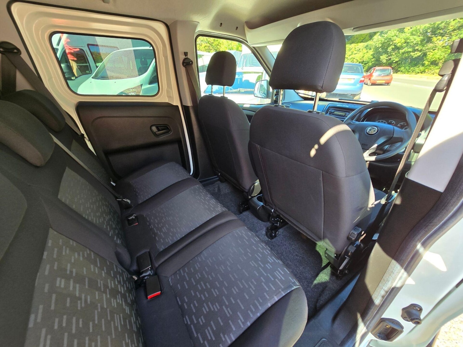 Used Vauxhall Combo 2013 for sale - 76891846: Photo 13