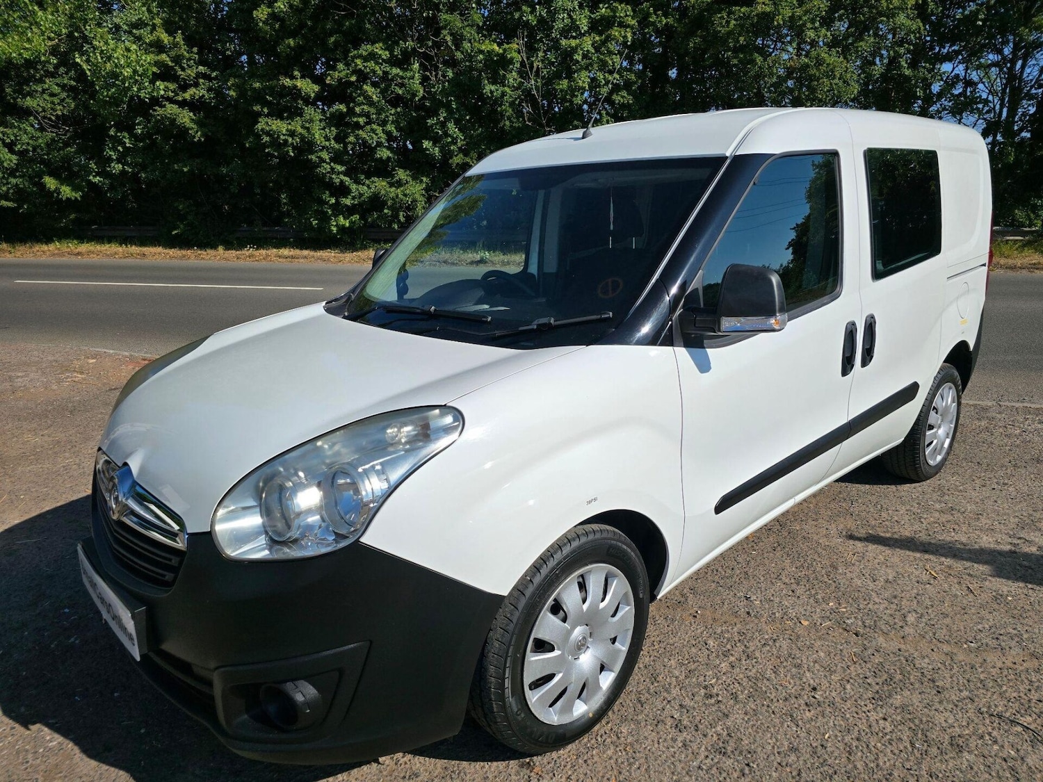 Used Vauxhall Combo 2013 for sale - 76891846: Photo 4