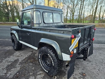 Used Land Rover Defender 2006 for sale - 78269581: Photo