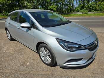 2017 (66) - 1.6 CDTi BlueInjection Design Euro 6 (s/s) 5dr