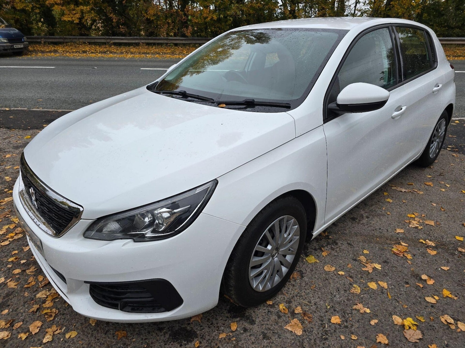 Used Peugeot 308 2018 for sale - 76891869: Photo 3