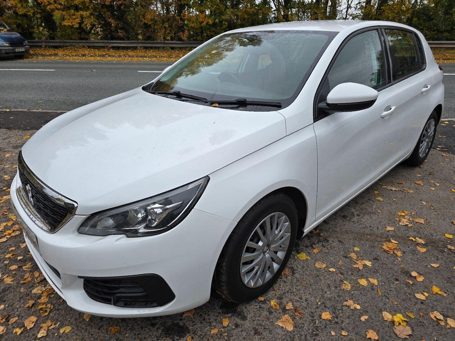 Used Peugeot 308 2018 for sale - 76891869: Photo 4