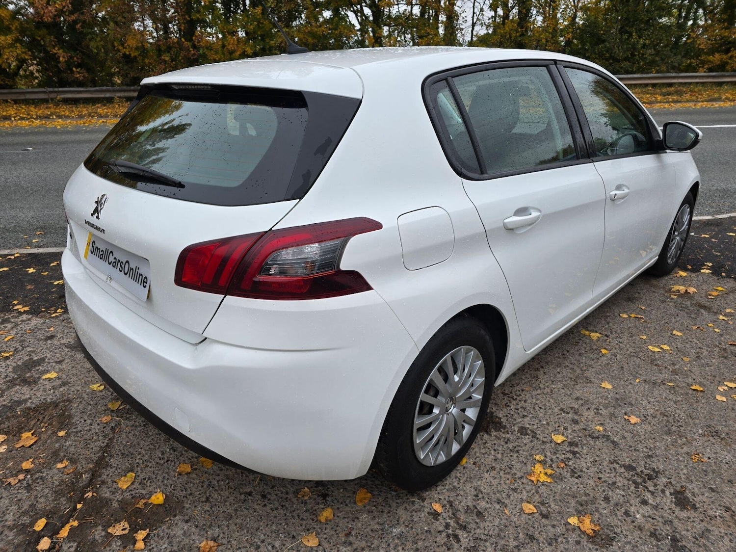 Used Peugeot 308 2018 for sale - 76891869: Photo 8