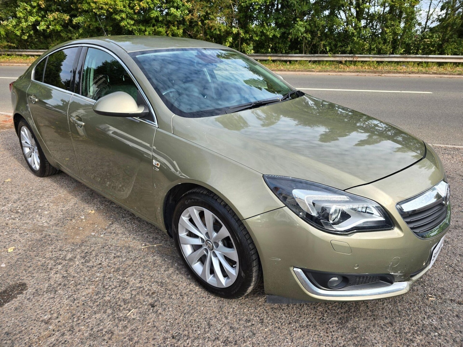 Used Vauxhall Insignia 2015 for sale - 76891857: Photo 1
