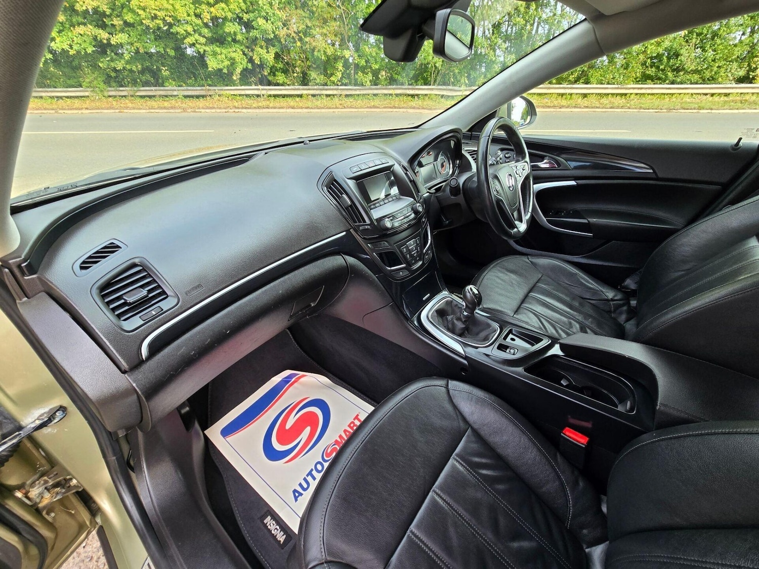 Used Vauxhall Insignia 2015 for sale - 76891857: Photo 16