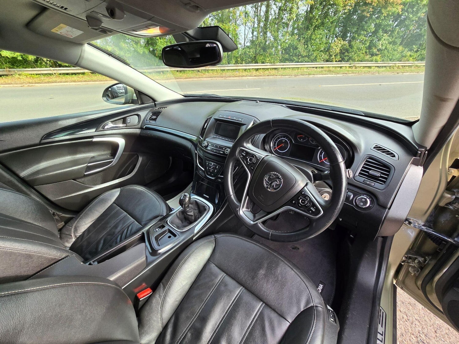 Used Vauxhall Insignia 2015 for sale - 76891857: Photo 9