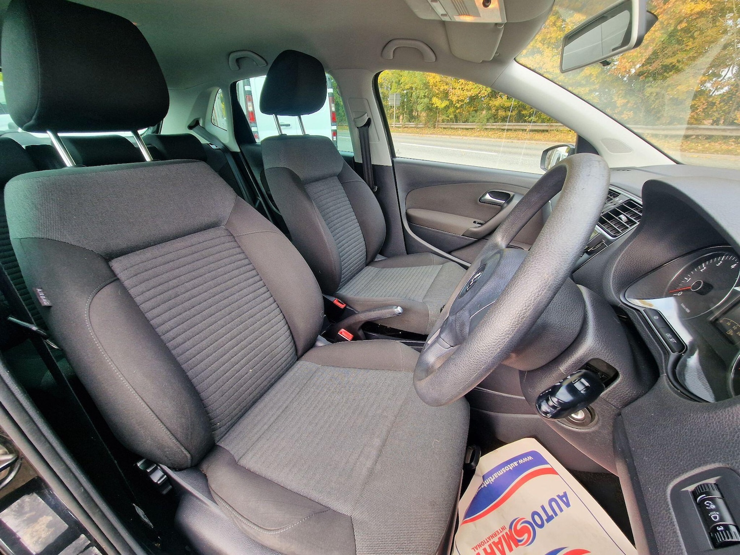 Used Volkswagen Polo 2011 for sale - 76084712: Photo 10