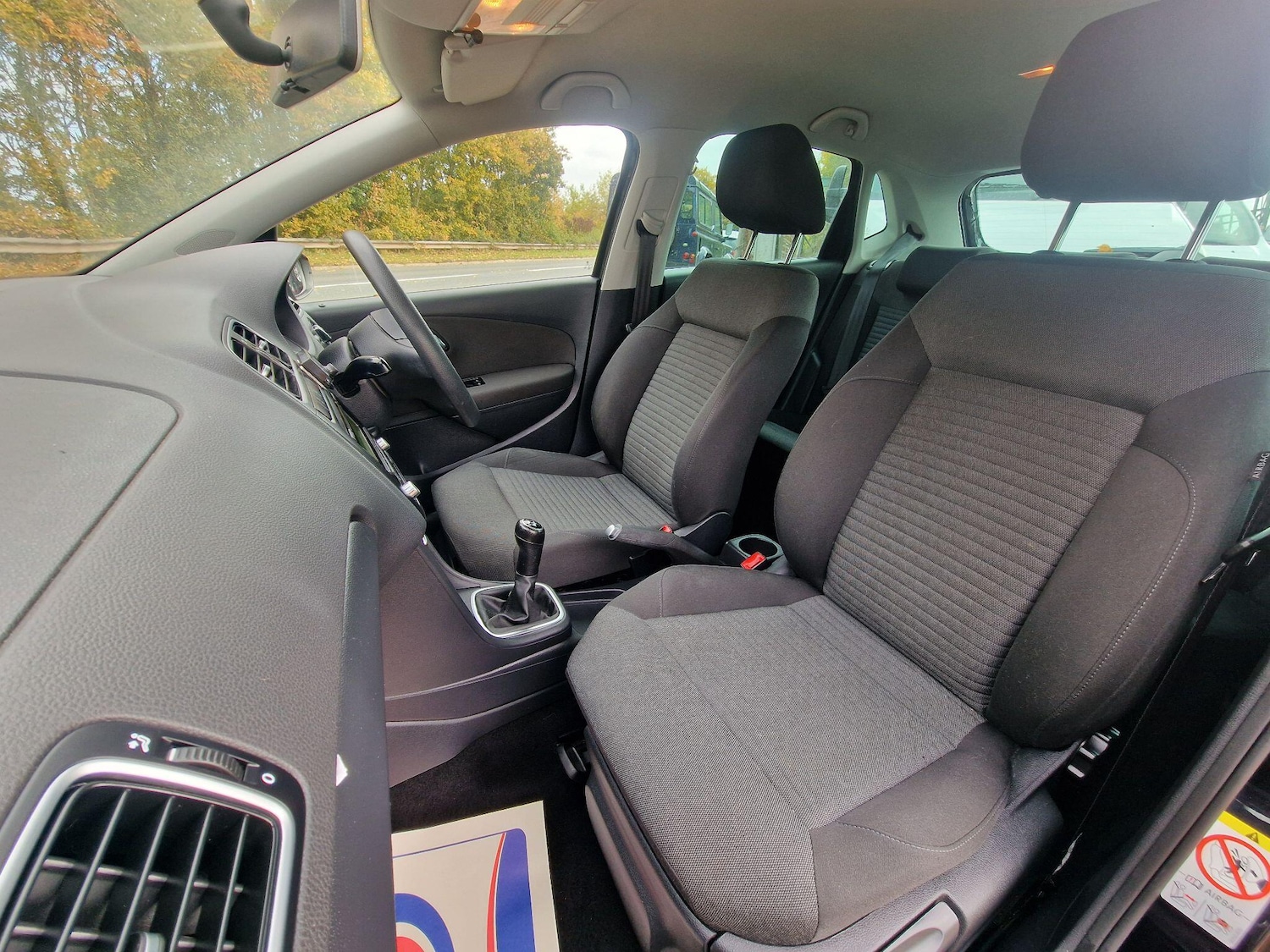 Used Volkswagen Polo 2011 for sale - 76084712: Photo 12
