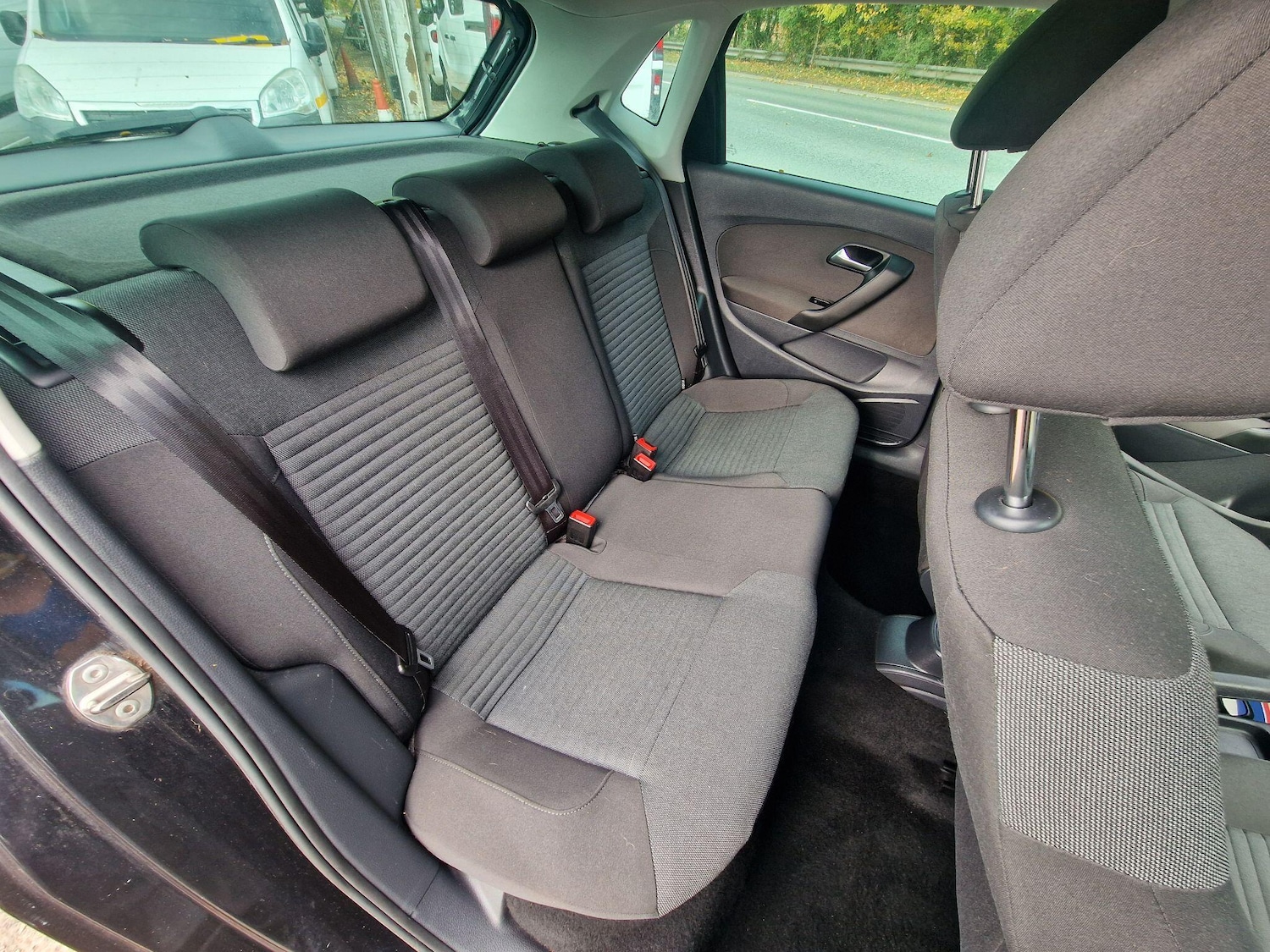 Used Volkswagen Polo 2011 for sale - 76084712: Photo 16