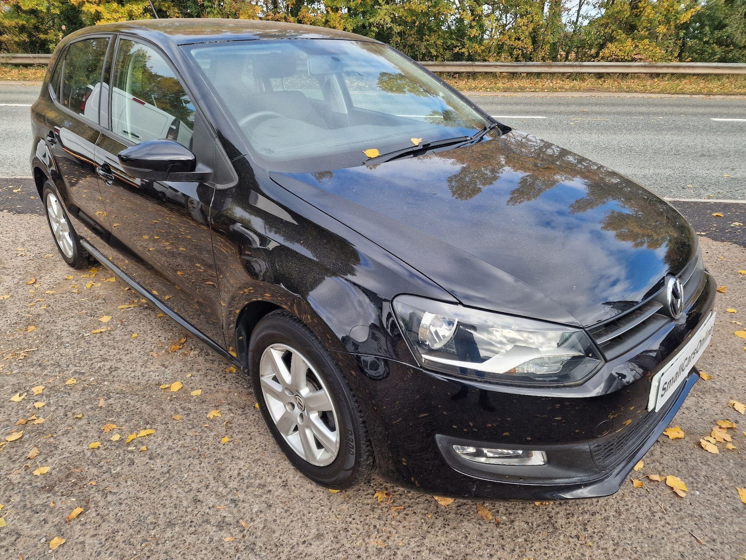 Used Volkswagen Polo 2011 for sale - 76084712: Photo 2