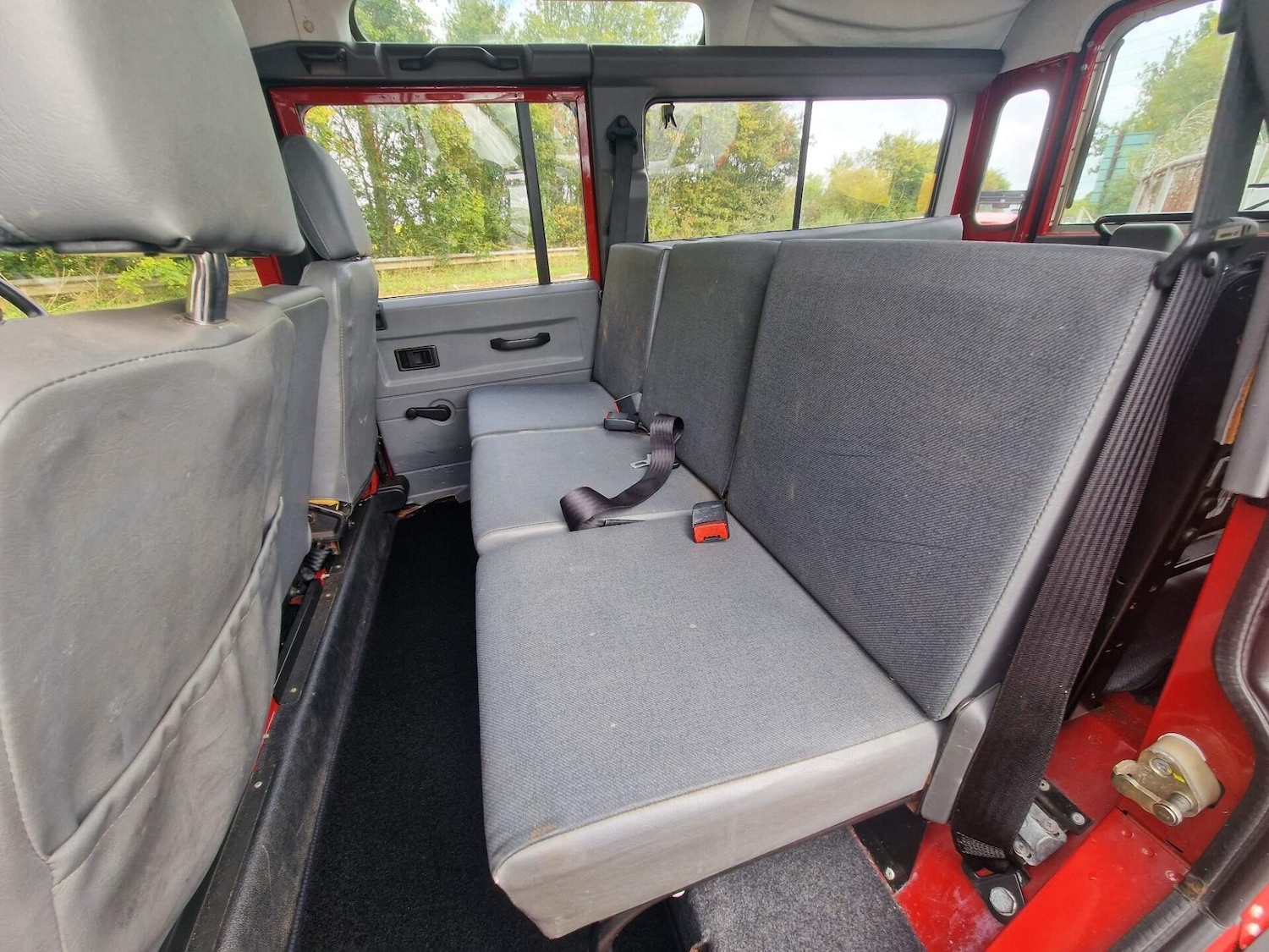 Used Land Rover Defender 2000 for sale - 76891832: Photo 15